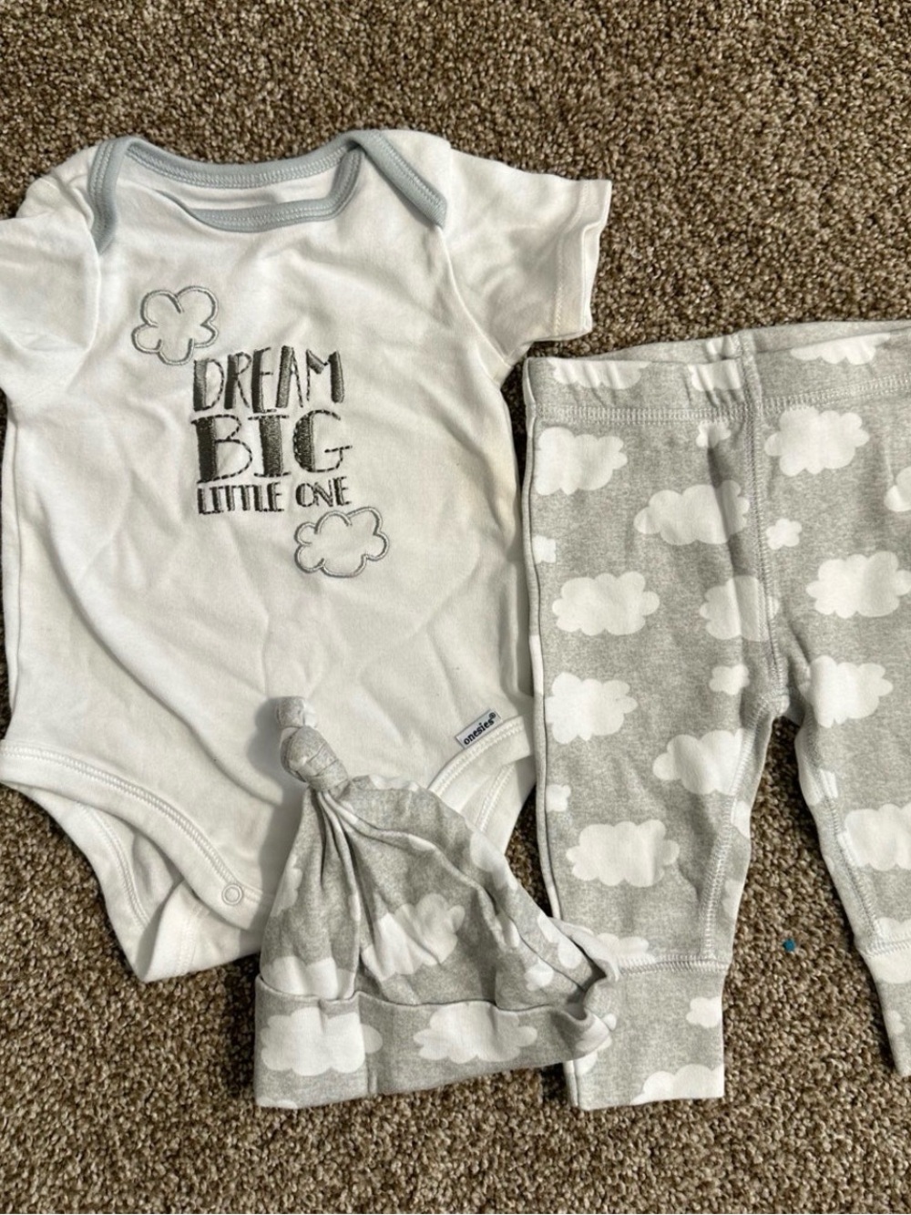 Gerber White and Gray 'Dream Big Little One' Cloud One-Piece Set